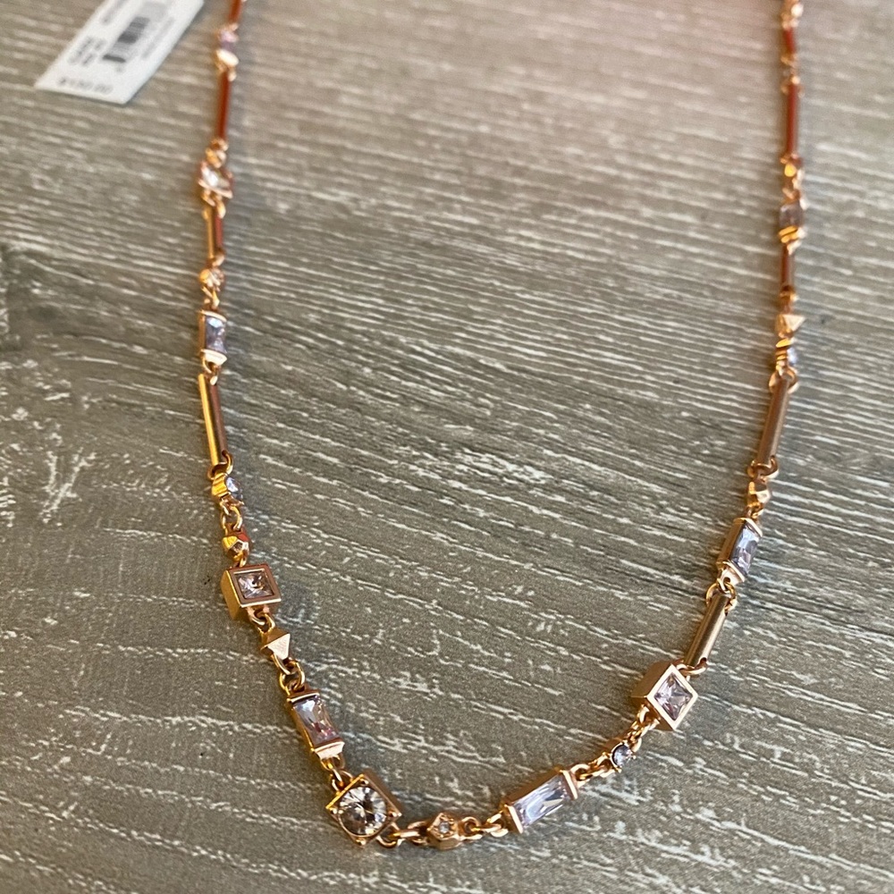 Kendra Scott Claudia necklace in rose gold